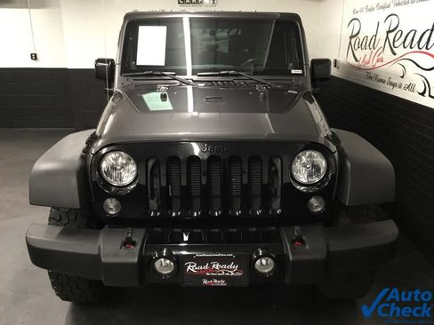 Used 2014 Jeep Wrangler Sport AWD/4WD image 4
