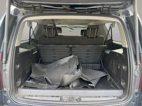 Used 2020 Chevrolet Suburban LT AWD/4WD image 26