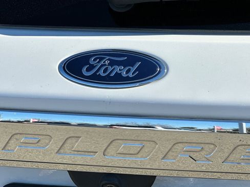 Used 2020 Ford Explorer Limited image 51