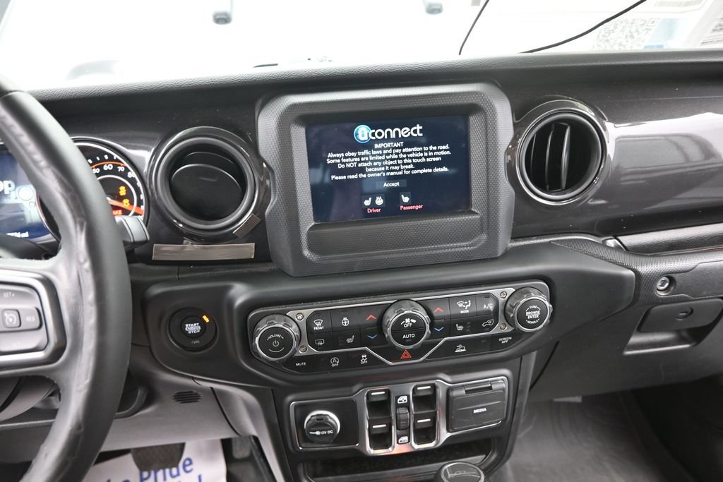 Used 2022 Jeep Gladiator Sport AWD/4WD image 27