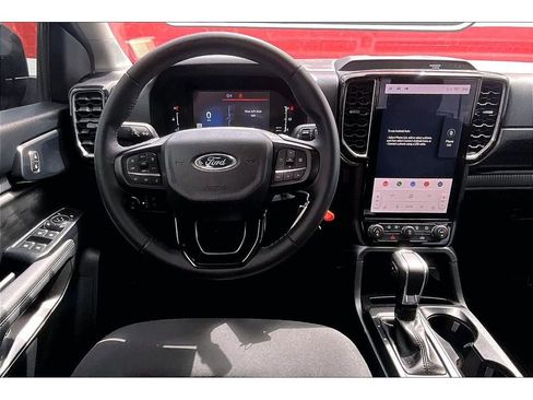 Used 2025 Ford Ranger XLT AWD/4WD image 6