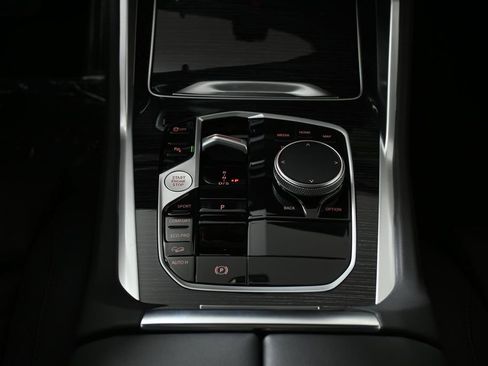 New 2026 BMW X6 xDrive40i w/ Climate Comfort Package image 24