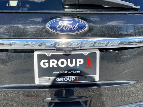 Used 2014 Ford Explorer Limited image 29