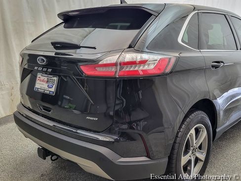 Certified 2024 Ford Edge SEL w/ Convenience Package AWD/4WD image 8