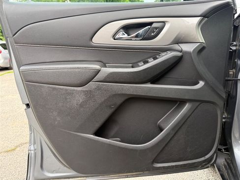 Used 2020 Chevrolet Traverse LS AWD/4WD image 28