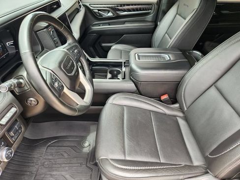 Used 2023 GMC Yukon XL Denali w/ Max Trailering Package AWD/4WD image 13