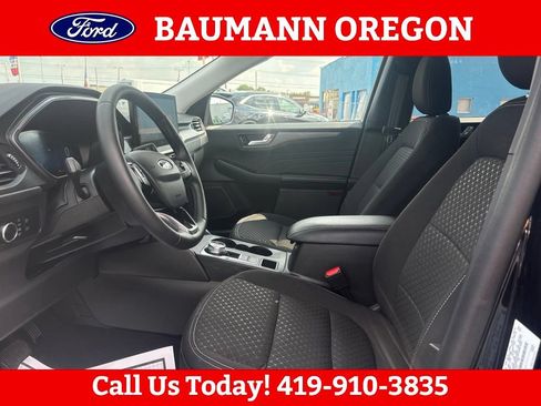 Used 2023 Ford Escape Active w/ Tech Pack #2 AWD/4WD image 17