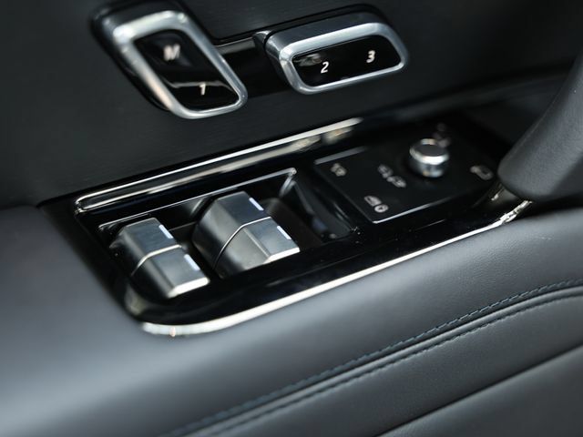 New 2026 Land Rover Range Rover Sport Dynamic SE AWD/4WD image 21