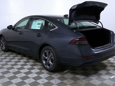 Used 2024 Honda Accord EX image 10