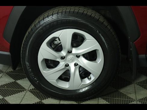 Used 2023 Toyota RAV4 LE AWD/4WD image 6