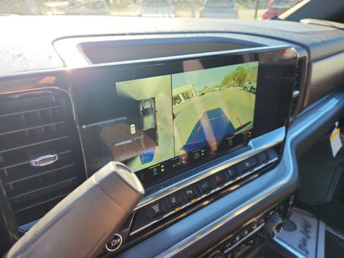 Used 2025 Chevrolet Silverado 3500 High Country w/ High Country Premium Package image 39