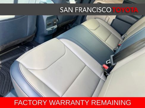 Used 2025 Ford Maverick Lariat image 16