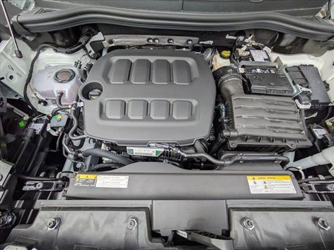 New 2026 Volkswagen Tiguan SE R-Line image 19