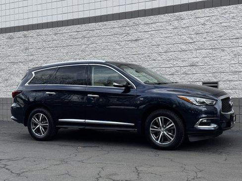 Used 2017 INFINITI QX60 AWD w/ Premium Plus Package image 4