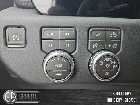 New 2026 GMC Sierra 1500 Elevation w/ Elevation Premium Package AWD/4WD image 31