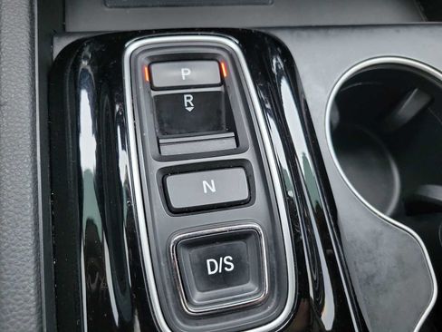 Used 2025 Honda Pilot Black Edition image 21