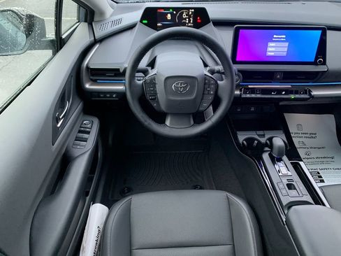 New 2026 Toyota Prius XLE image 17
