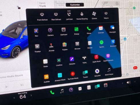 Used 2021 Tesla Model Y Long Range image 23