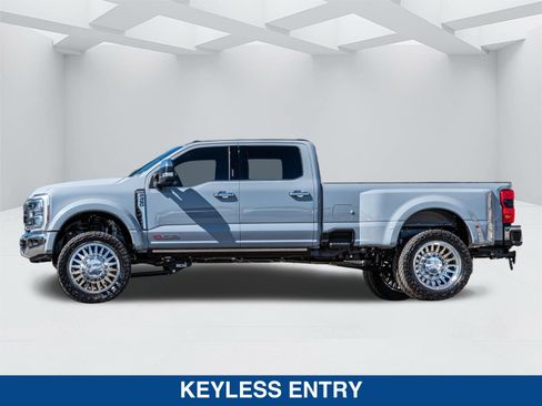 New 2026 Ford F450 King Ranch w/ Chrome Package AWD/4WD image 7