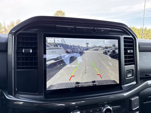 Certified 2022 Ford F150 XLT w/ Equipment Group 302A High image 20