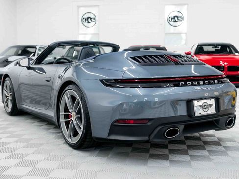 Used 2025 Porsche 911 Carrera S RWD image 9