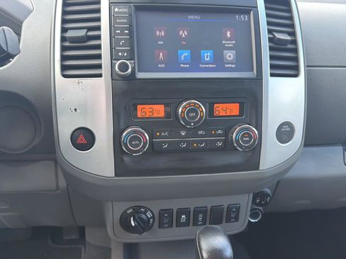 Used 2020 Nissan Frontier SV AWD/4WD image 17