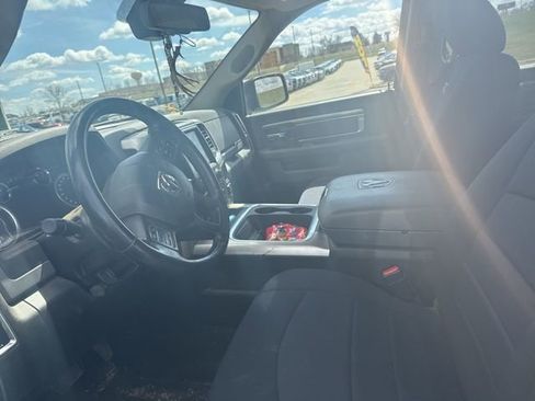 Used 2019 RAM 1500 Big Horn AWD/4WD image 10