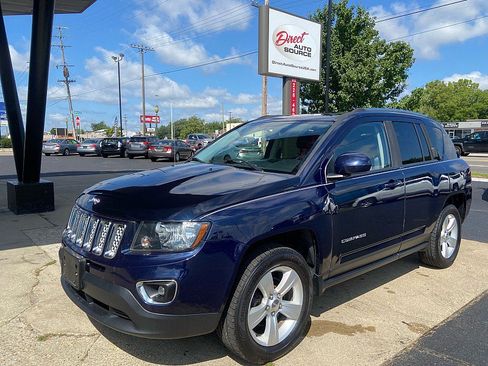 Used 2015 Jeep Compass High Altitude FWD image 1