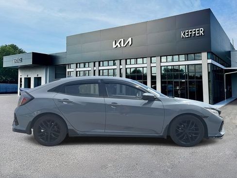 Used 2020 Honda Civic Sport image 9