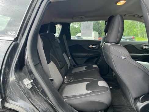 Used 2014 Jeep Cherokee Latitude FWD image 14