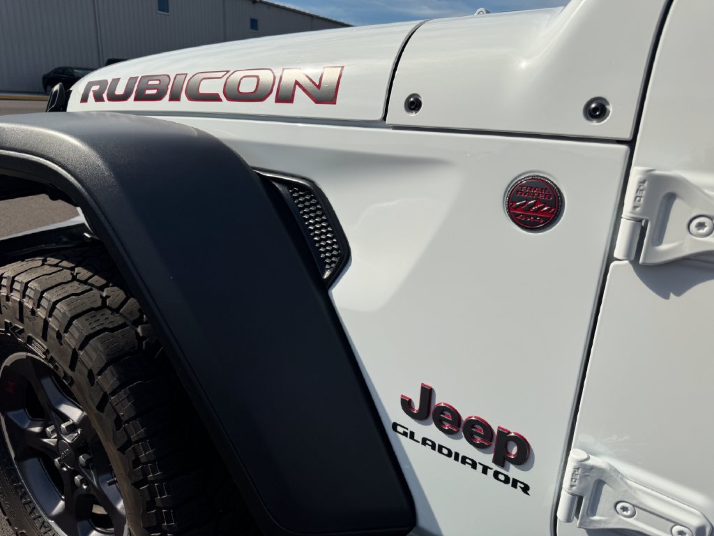 Used 2021 Jeep Gladiator Rubicon AWD/4WD image 17