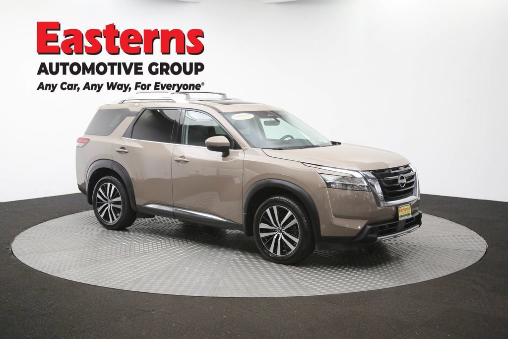 Used 2023 Nissan Pathfinder Platinum w/ Cargo Package AWD/4WD image 51