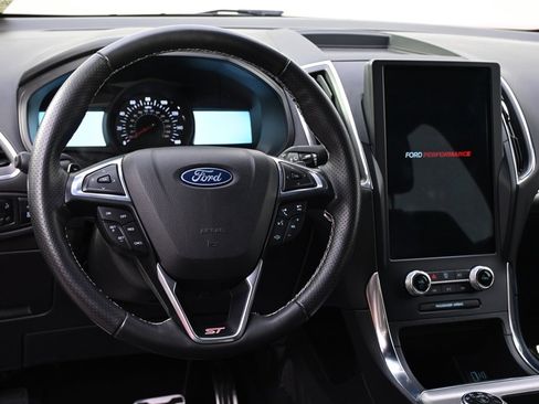 Used 2024 Ford Edge ST image 12