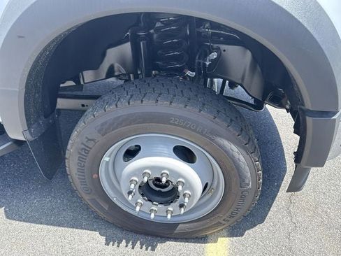 New 2025 Ford F550 4x4 Regular Cab Super Duty image 10
