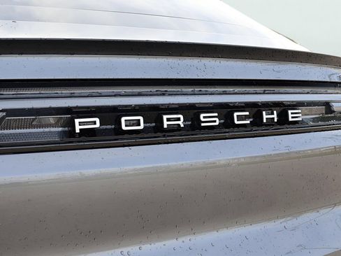 Certified 2025 Porsche Cayenne Coupe AWD/4WD image 6