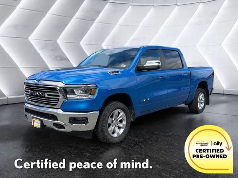 Used 2023 RAM 1500 Laramie AWD/4WD image 1