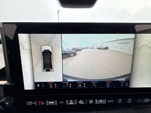 New 2025 GMC Hummer EV 3X AWD/4WD image 15