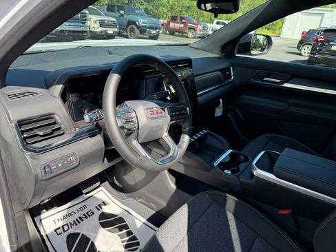 New 2026 GMC Terrain Elevation w/ LPO, Floor Liner Package image 13