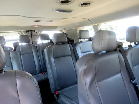 Used 2016 Ford Transit 350 XL image 22