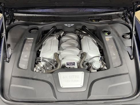 Used 2016 Bentley Mulsanne image 18