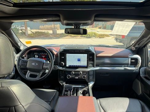 Used 2022 Ford F150 Lariat w/ Equipment Group 502A High image 21