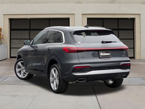 New 2025 Audi Q5 Premium Plus image 3