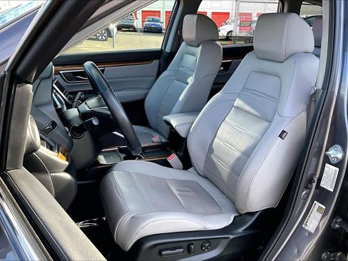 Used 2021 Honda CR-V Touring image 7