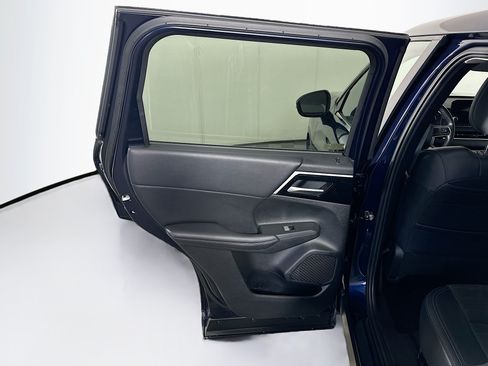Used 2024 Mitsubishi Outlander SE FWD image 25