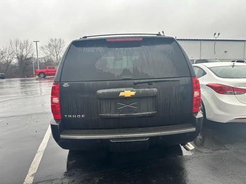 Used 2013 Chevrolet Tahoe LTZ image 2