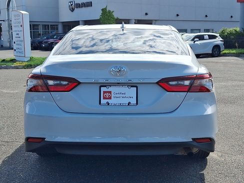 Certified 2022 Toyota Camry LE FWD image 6