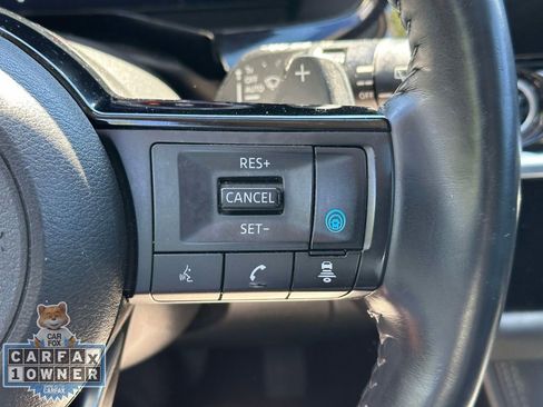 Used 2024 Nissan Pathfinder Platinum AWD/4WD image 27