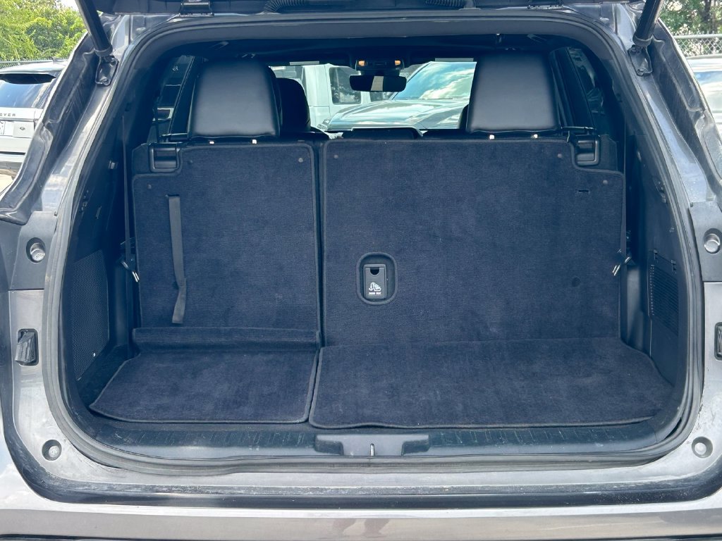 Used 2022 Toyota Highlander XSE FWD image 15