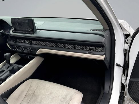 Used 2023 Honda Accord LX image 23