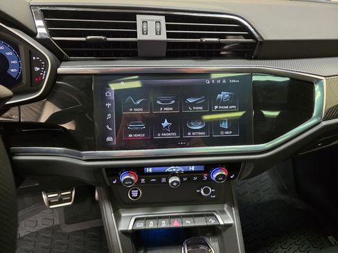 Used 2025 Audi Q3 2.0T Premium Plus w/ Premium Plus Package image 23